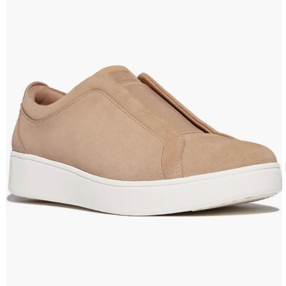 New Fitflop  Rally Slip-On Sneaker size 8.5  (Runs Large / Fits Like 9)